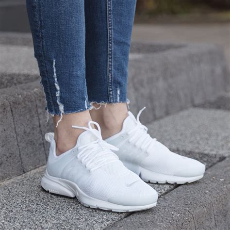 nike presto frauen weiß|Damen Weiß Presto Schuhe (1) .